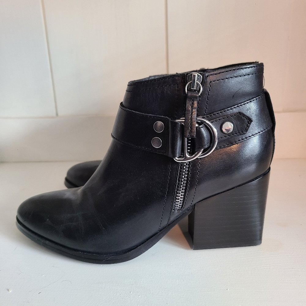 Marc Fisher Black Edgy Vanqar Pointed Toe Leather Moto Block Heel Boots 7M